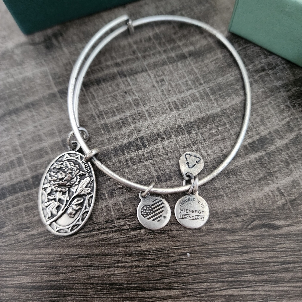G - NIB Alex and Ani Silvertone Mom Charm Bangle